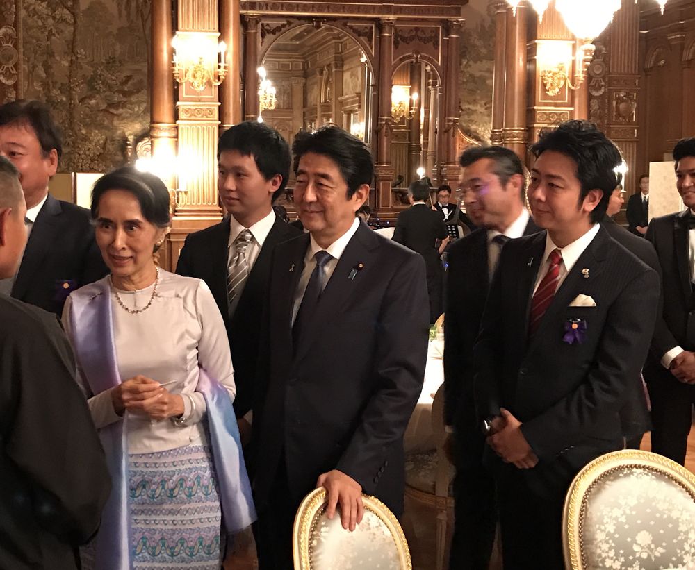高島宗一郎の活動写真