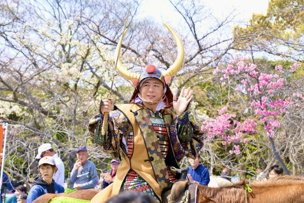 高島宗一郎の活動写真
